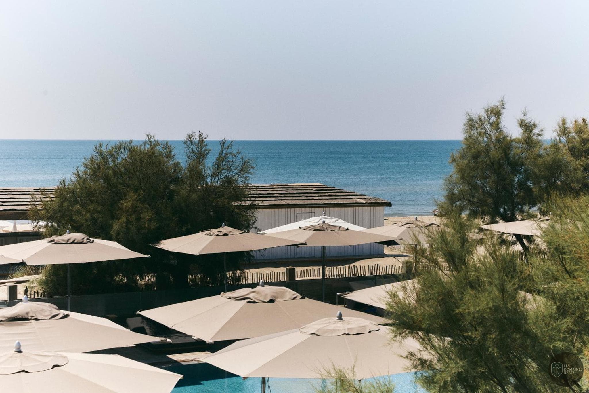 Vue extérieure de l'hôtel Plage Palace à Montpellier en Occitanie