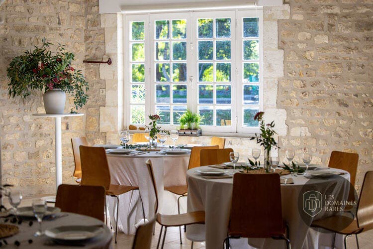 Restaurant de l'hôtel Quai 3 à Segonzac en Nouvelle-Aquitaine