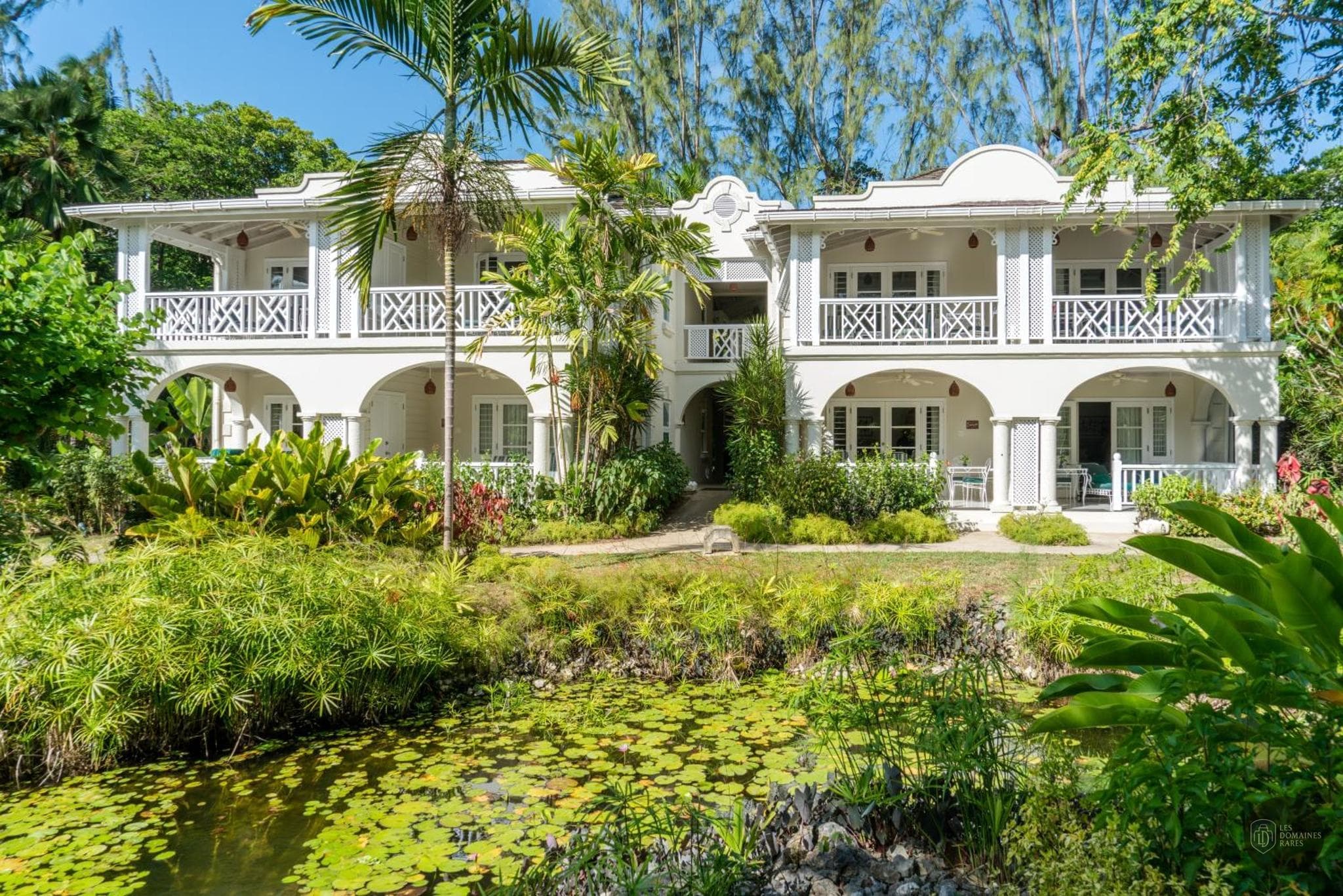 Vue extérieure du lieu Reef Club à Paris en Île-de-France