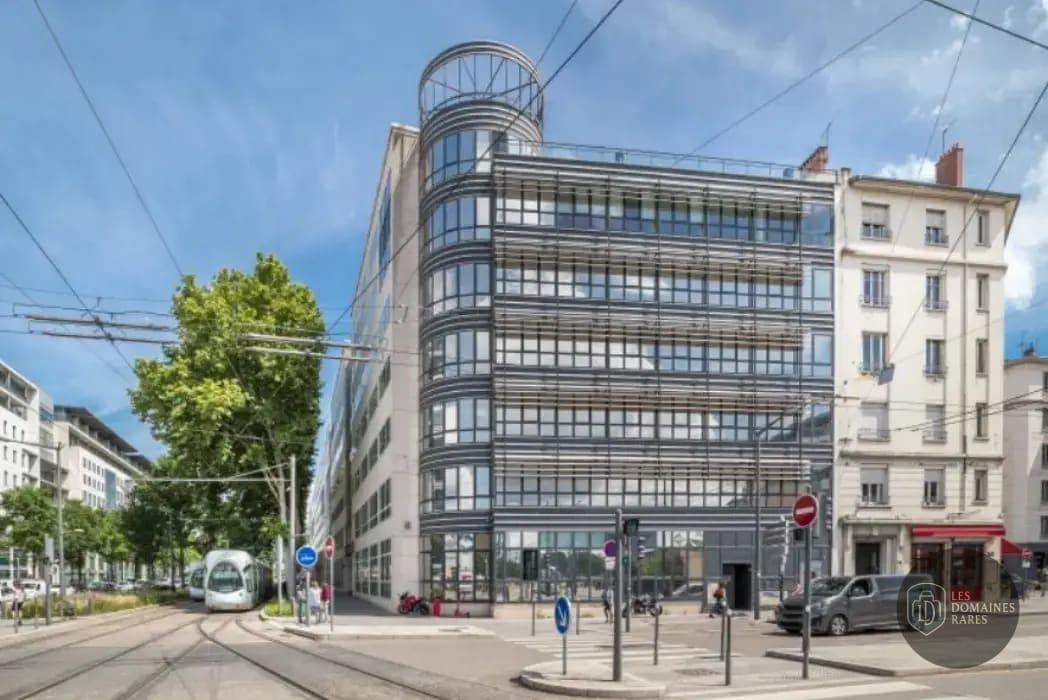 Vue extérieure du lieu Regus Lyon Danica à Lyon en Auvergne-Rhône-Alpes