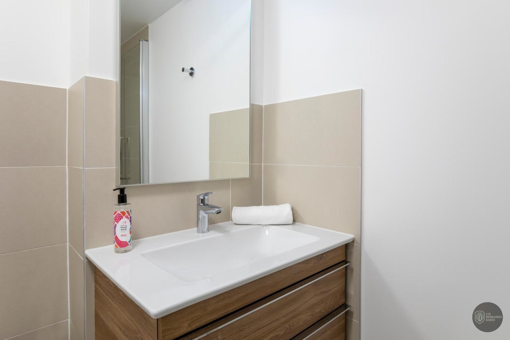 Salle de bain du lieu Regus Nanterre à Nanterre en Île-de-France