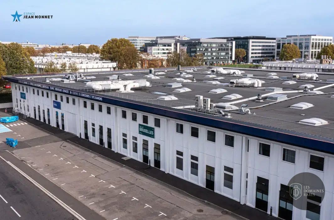 Vue extérieure du bâtiment Regus Orly-Rungis