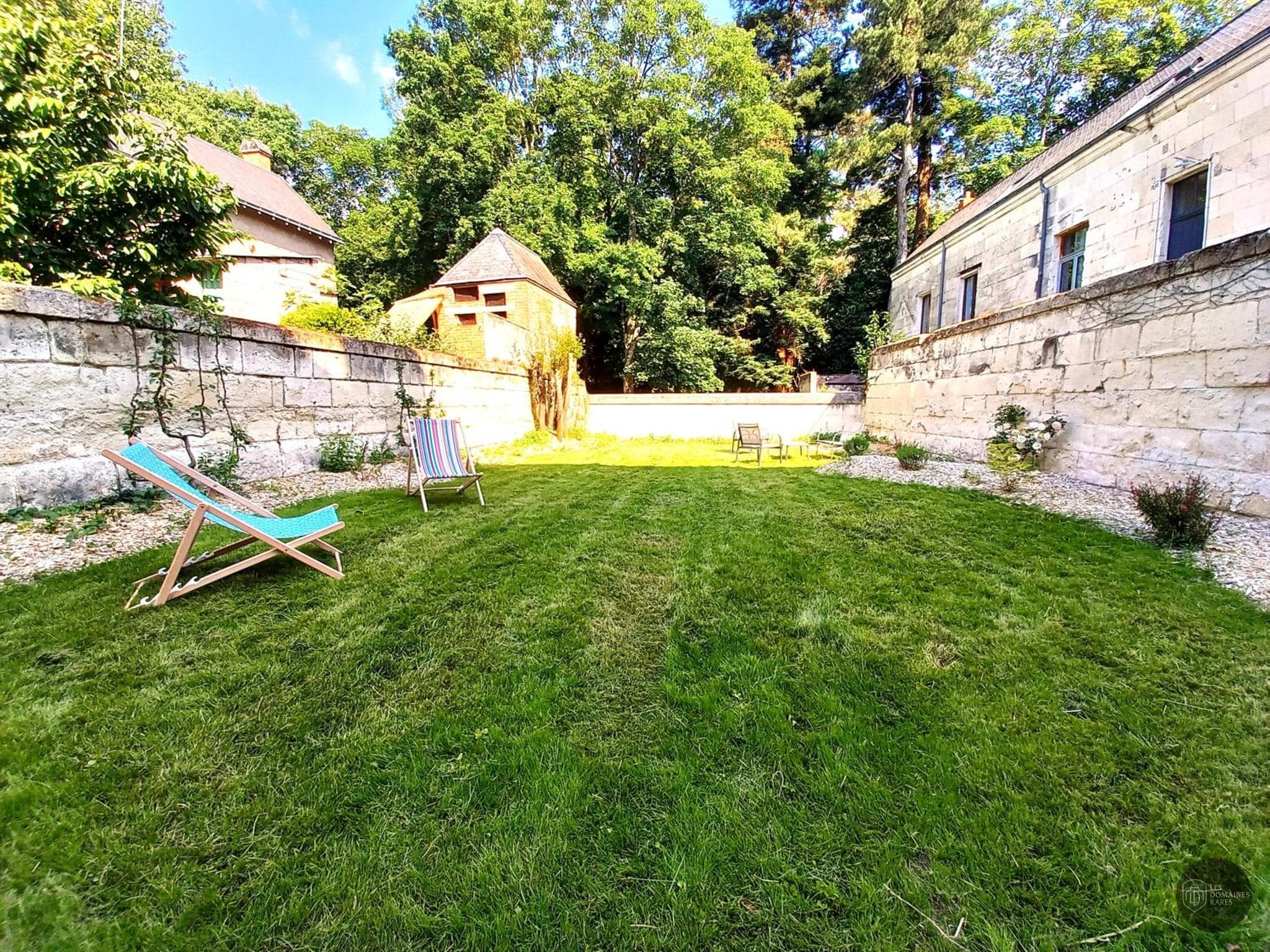 Vue extérieure du relais Relais Mira Peis à Mirepoix en Occitanie