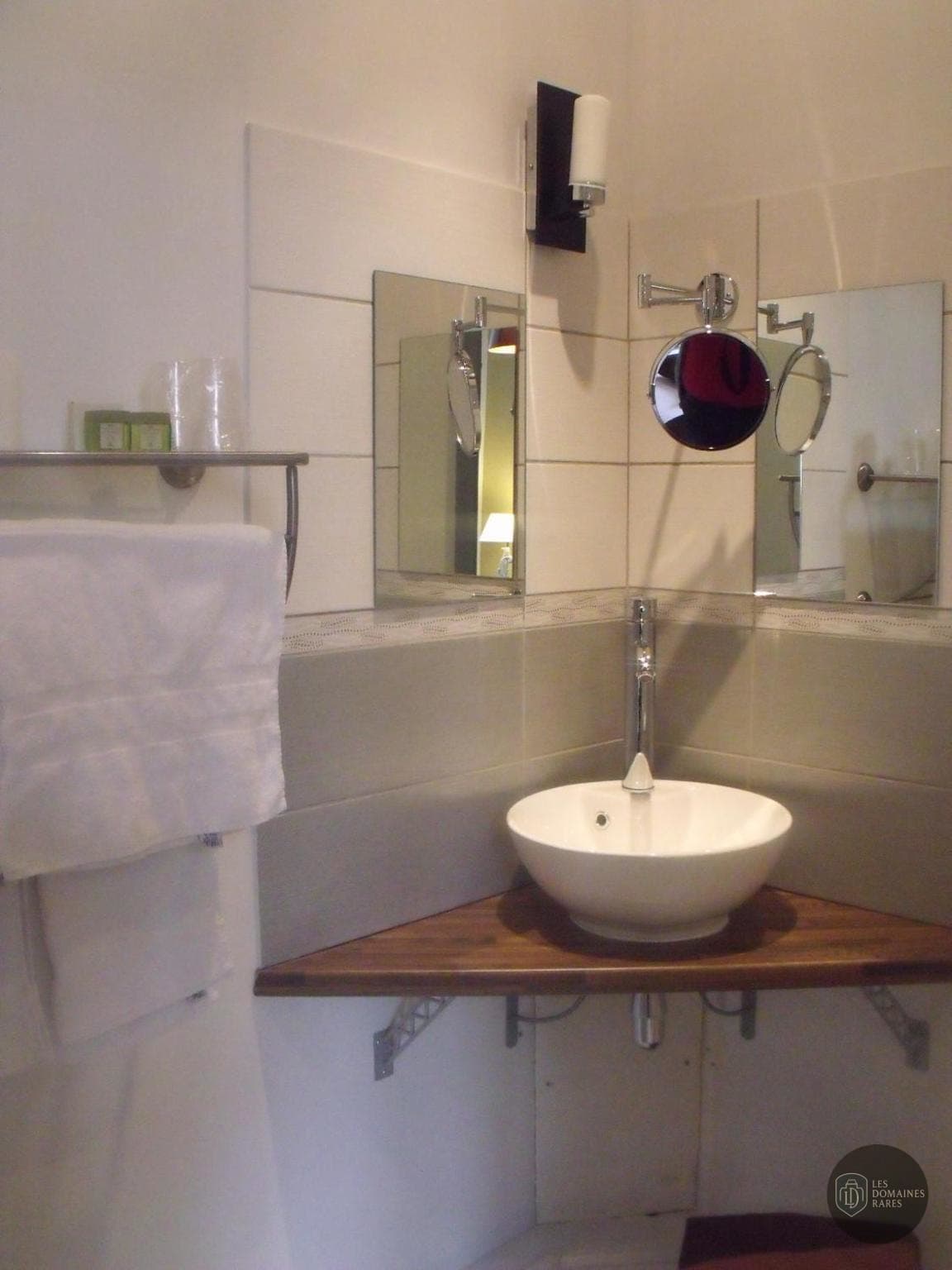 Salle de bain du relais Relais Saint-Louis à Bellême en Normandie