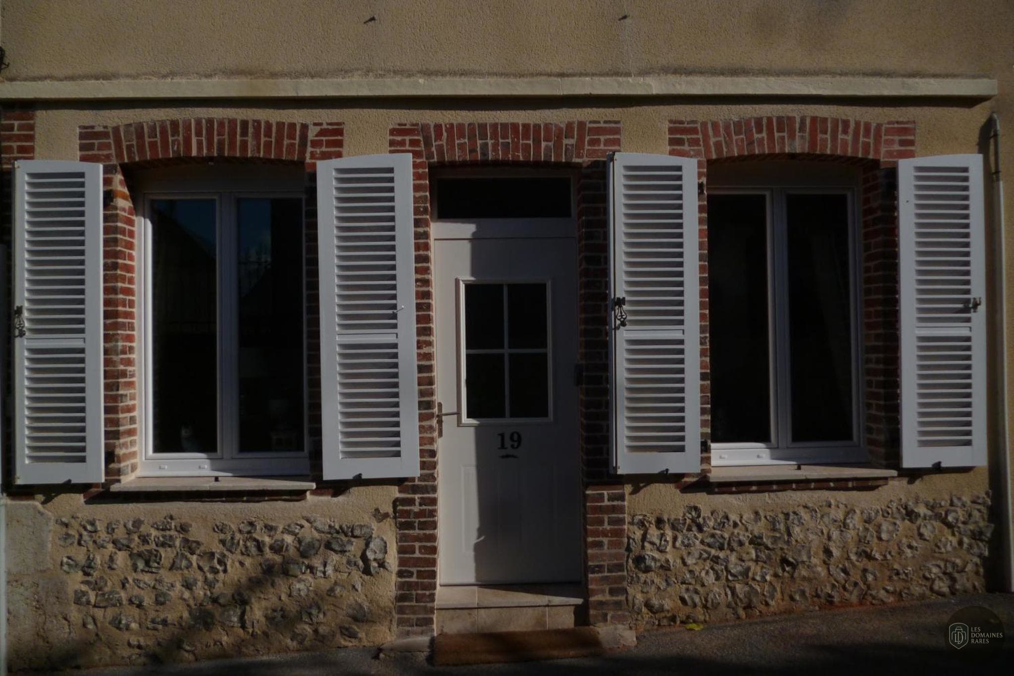 Vue extérieure du relais Relais de Montigny à Montigny en Normandie