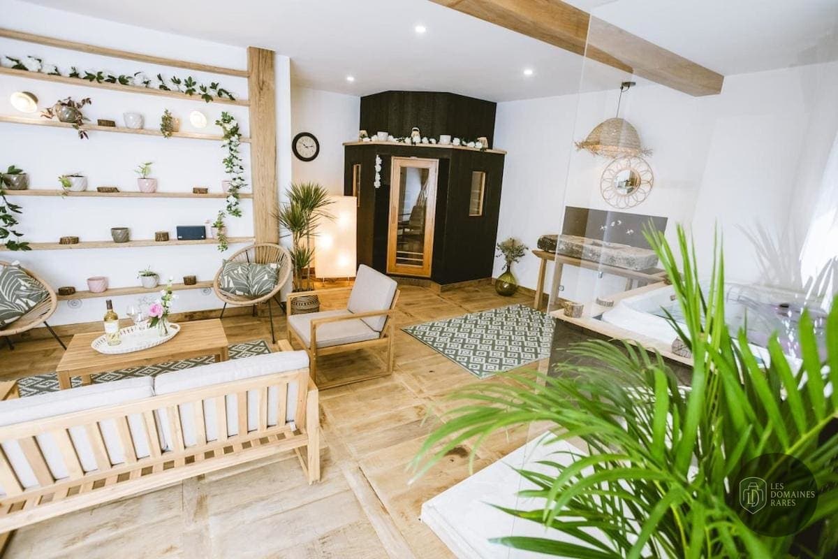 Espace intérieur du relais Relais des Rois à Saintes en Nouvelle-Aquitaine