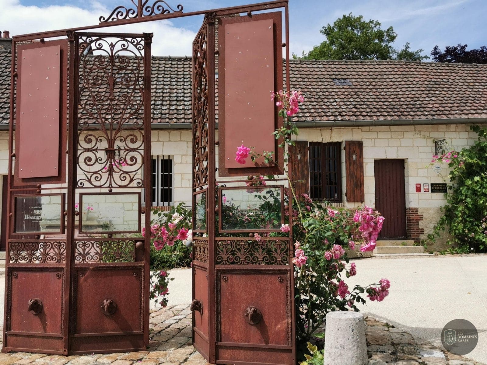 Vue extérieure du restaurant Restaurant l'Etoile à Montracol en Auvergne-Rhône-Alpes