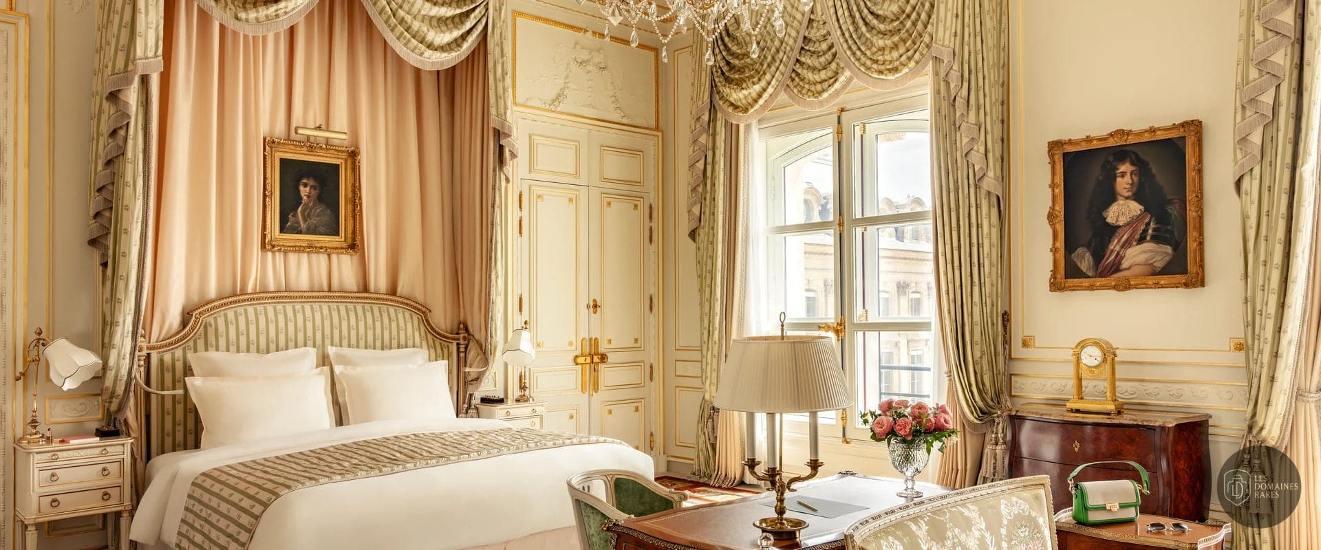 Lit chambre suite prestigieuse, Ritz Paris