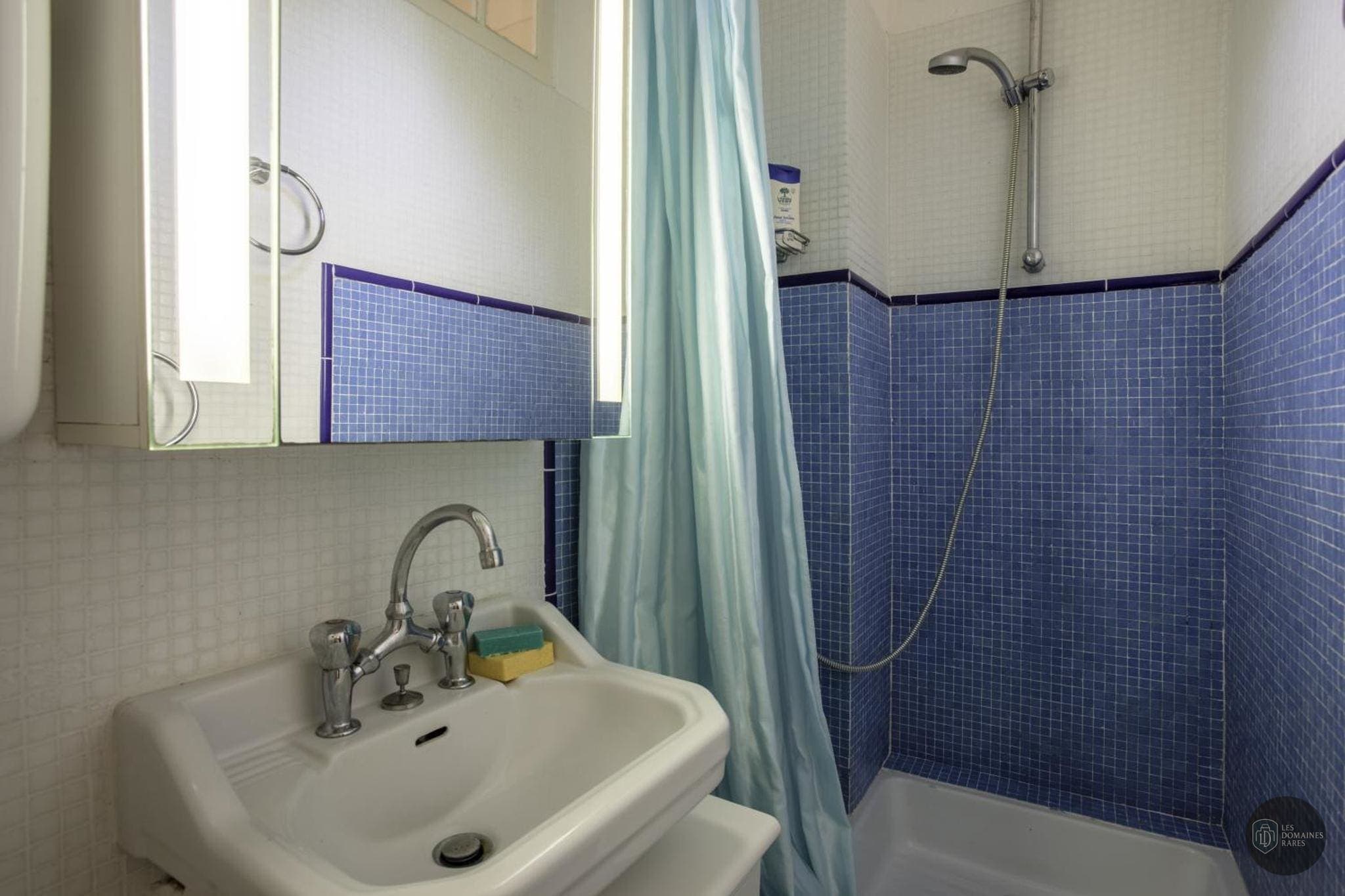 Salle de bain du domaine Riviera Saint Pons à Gémenos en Provence-Alpes-Côte d'Azur