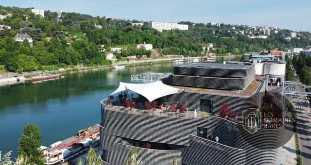 Vue extérieure du lieu Rokoriko à Lyon en Auvergne-Rhône-Alpes