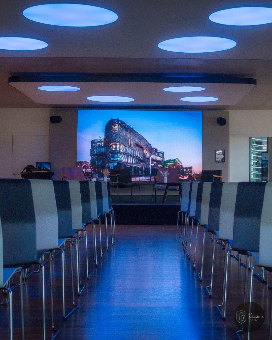 Salle de réunion 2 du lieu Rooftop52 à Lyon en Auvergne-Rhône-Alpes