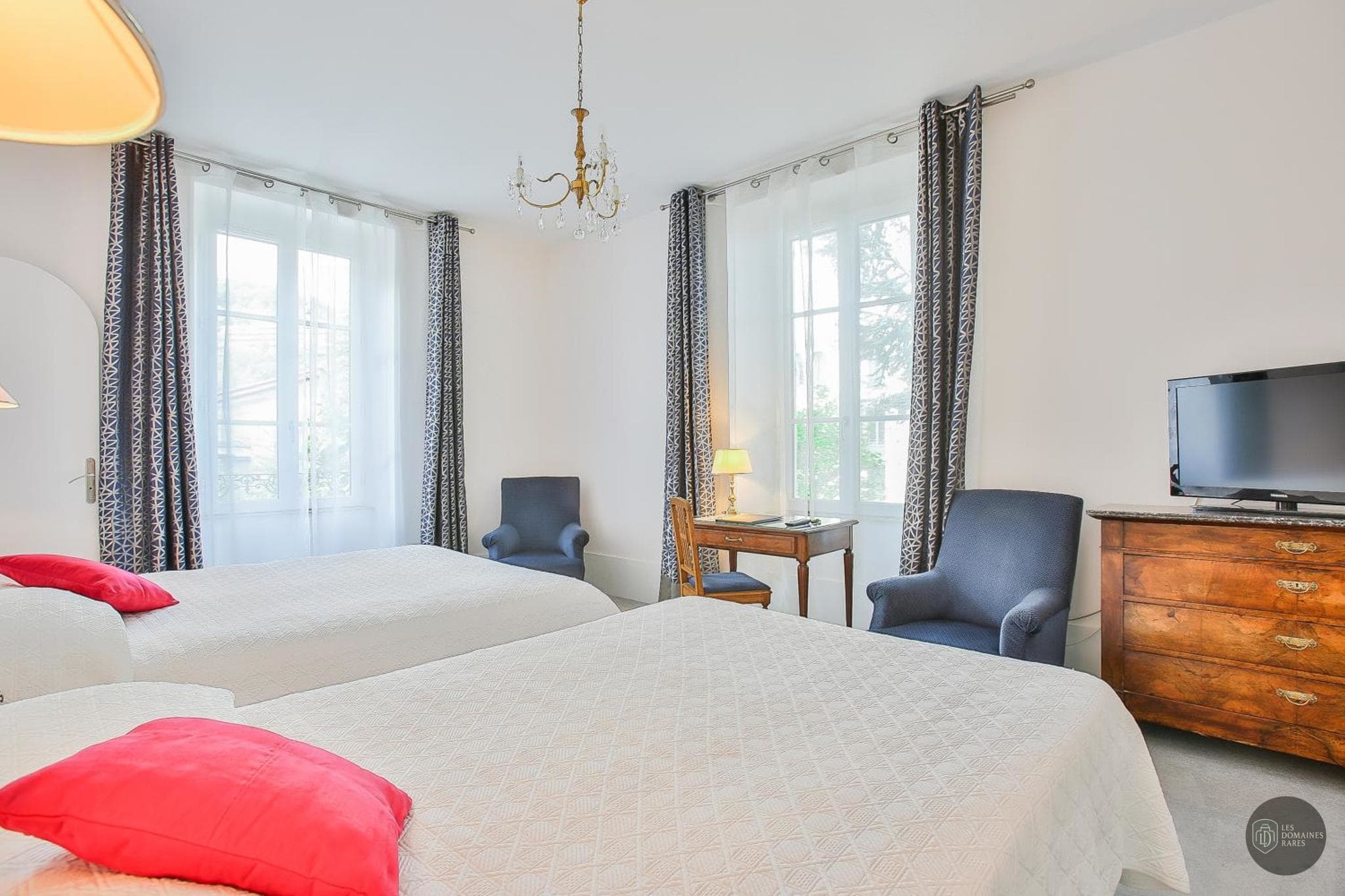 Chambre de l'hôtel Royal Hôtel Saint Mart à Royat en Auvergne-Rhône-Alpes