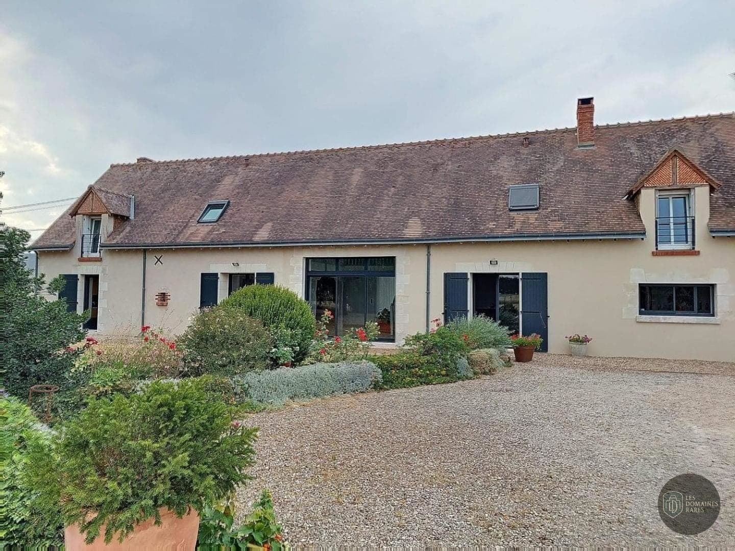 Vue extérieure du lieu Salle Ginkgo à Les en Pays de la Loire