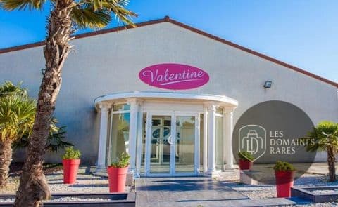 Façade Salle Valentine avec entrée