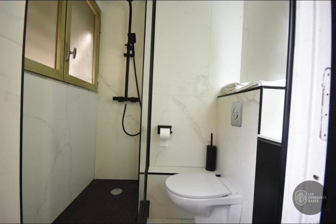 Salle de bain du lieu Salons 8eme sens à Angers en Pays de la Loire