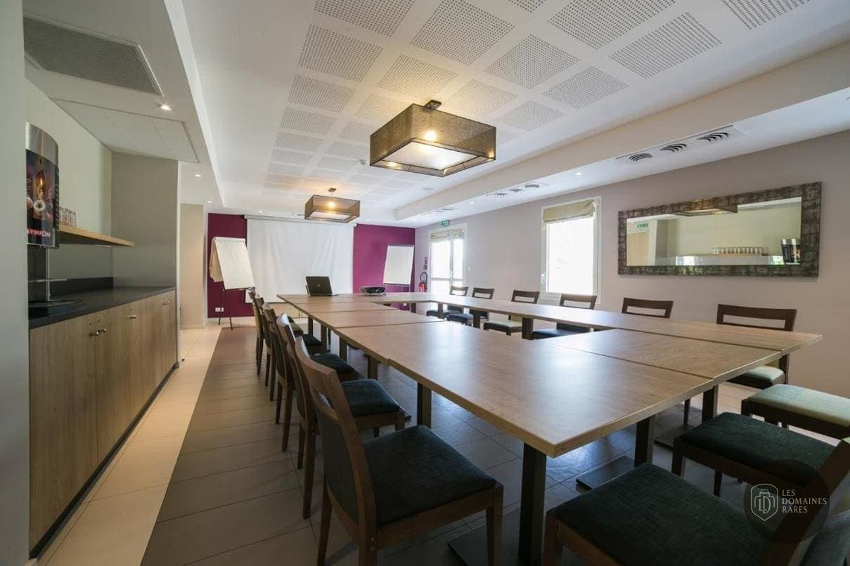 Restaurant du salle de réception Salons de la Louée en Pays de la Loire - séminaire loire-atlantique