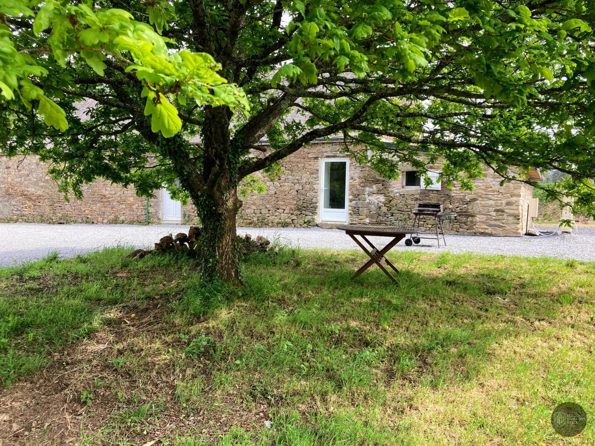 Seigneurie d'Alleray — Extérieur