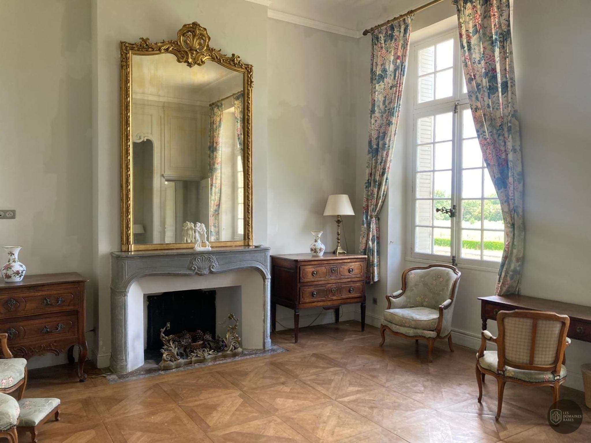 Espace intérieur du domaine Seigneurie de Peyrat à Pézenas en Occitanie