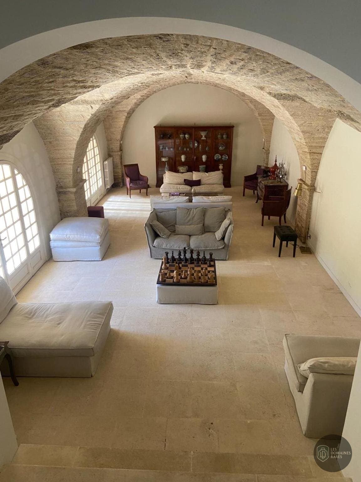 Espace intérieur du domaine Seigneurie de Peyrat à Pézenas en Occitanie