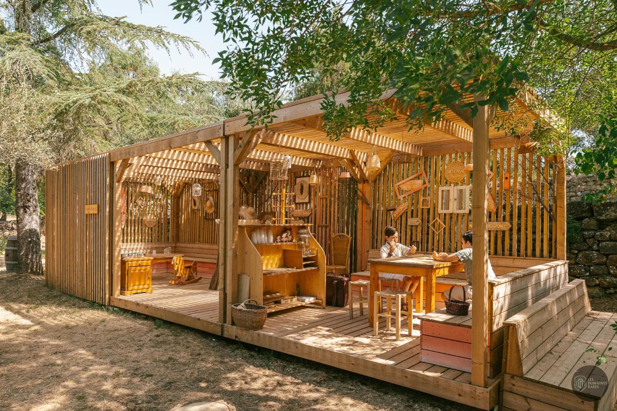 Slow Village Anduze — Extérieur