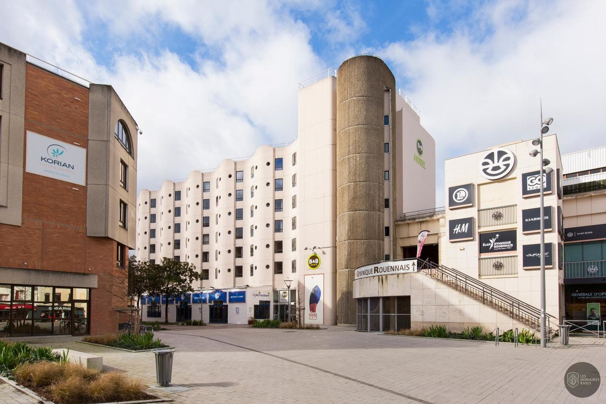So Rouen — Extérieur