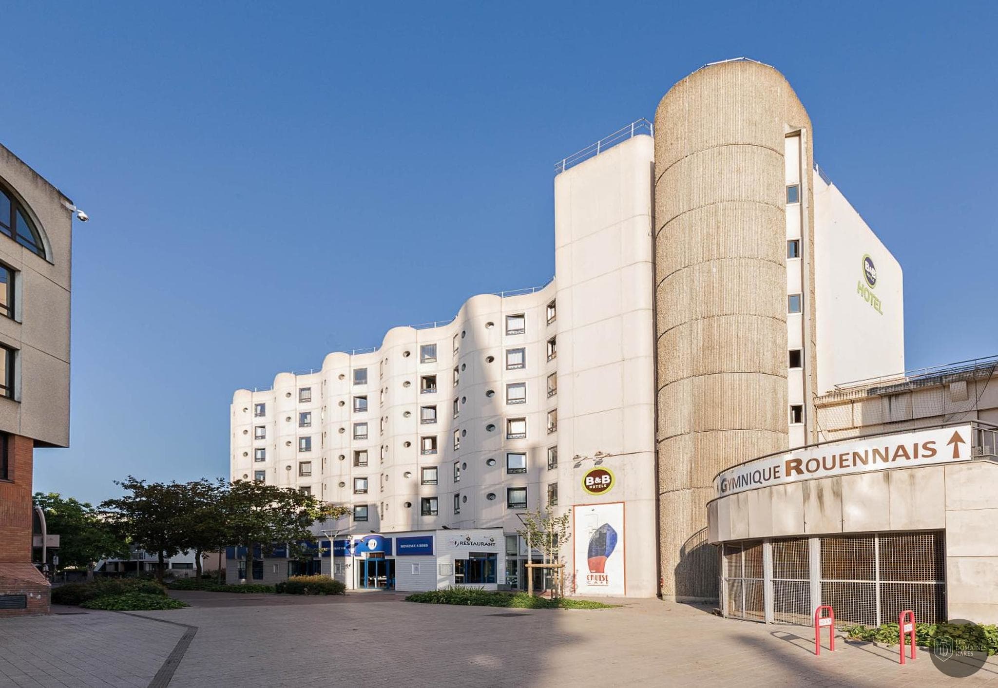 So Rouen — Extérieur