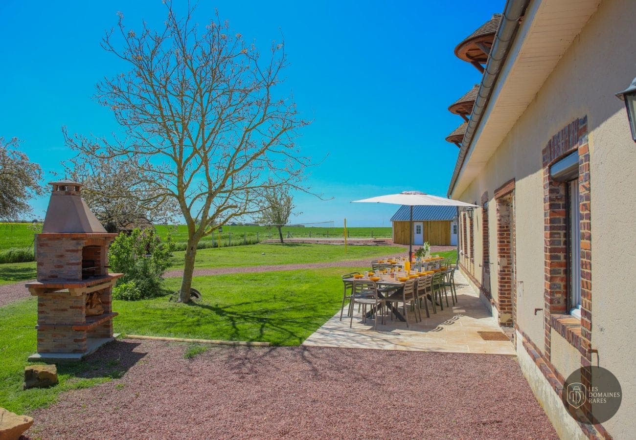 Vue extérieure de la villa So Villa Vallée en Centre-Val de Loire