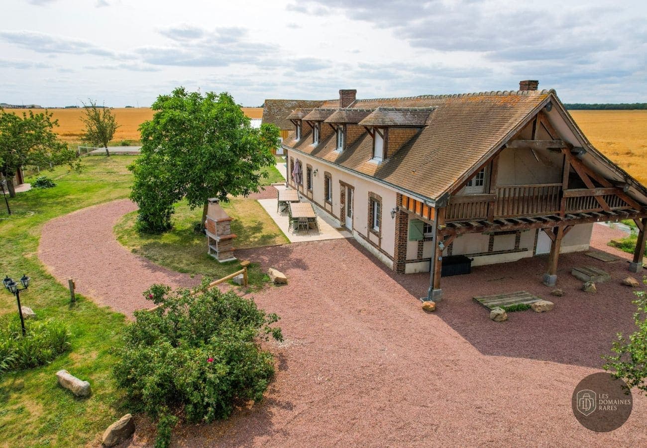 Vue extérieure de la villa So Villa Vallée en Centre-Val de Loire