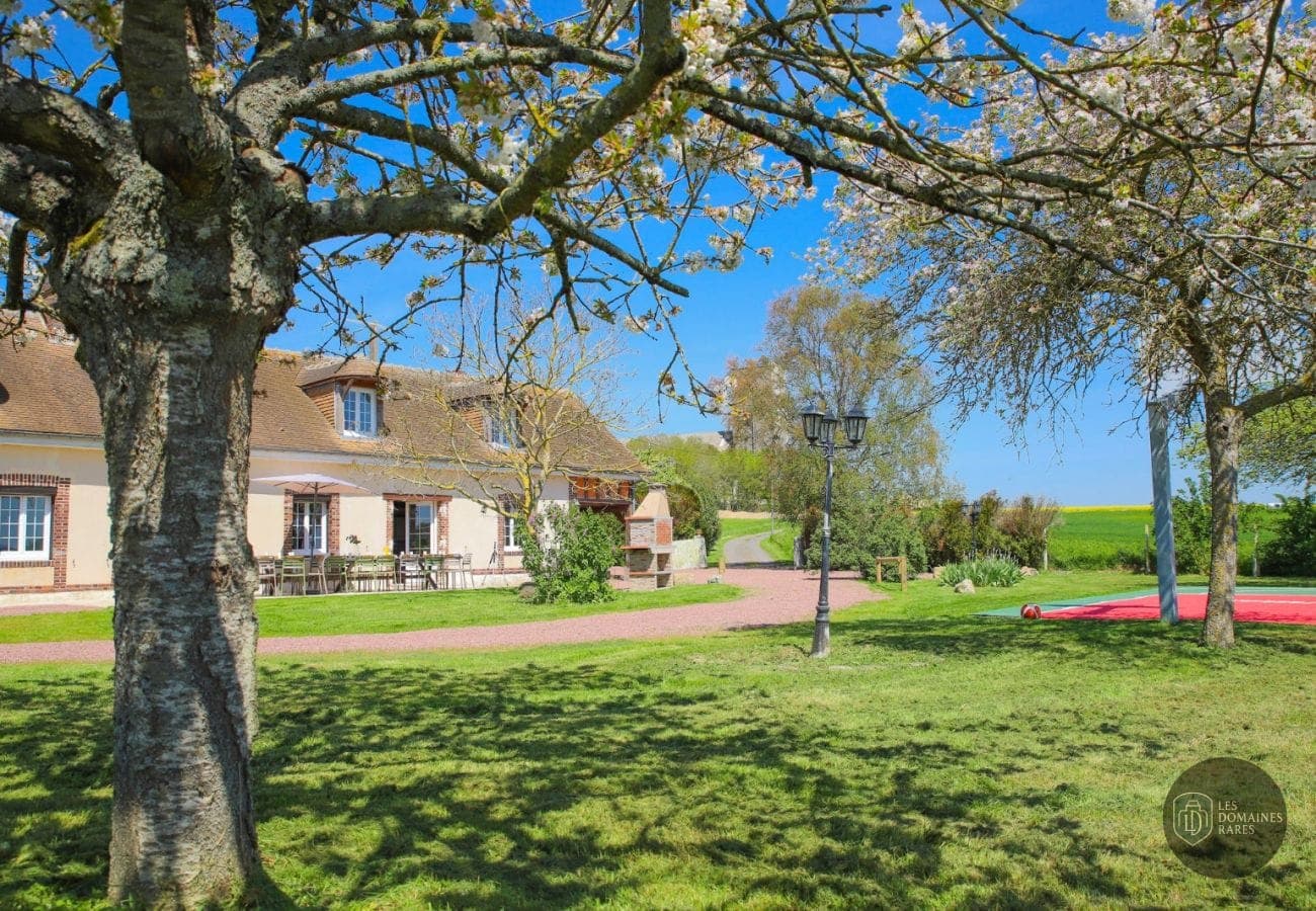 Vue extérieure de la villa So Villa Vallée en Centre-Val de Loire