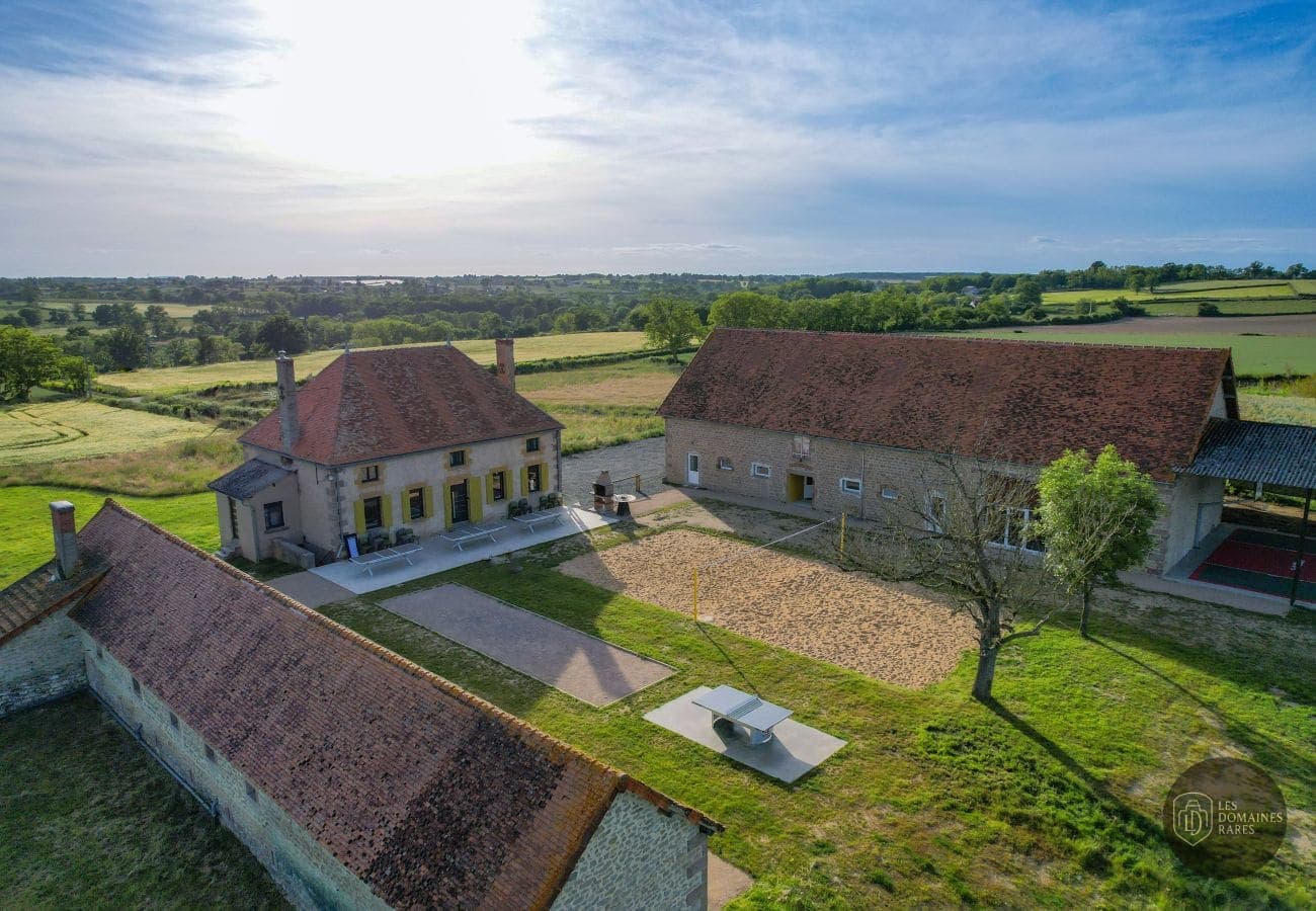 Domaine et paysages environnants, vue aérienne