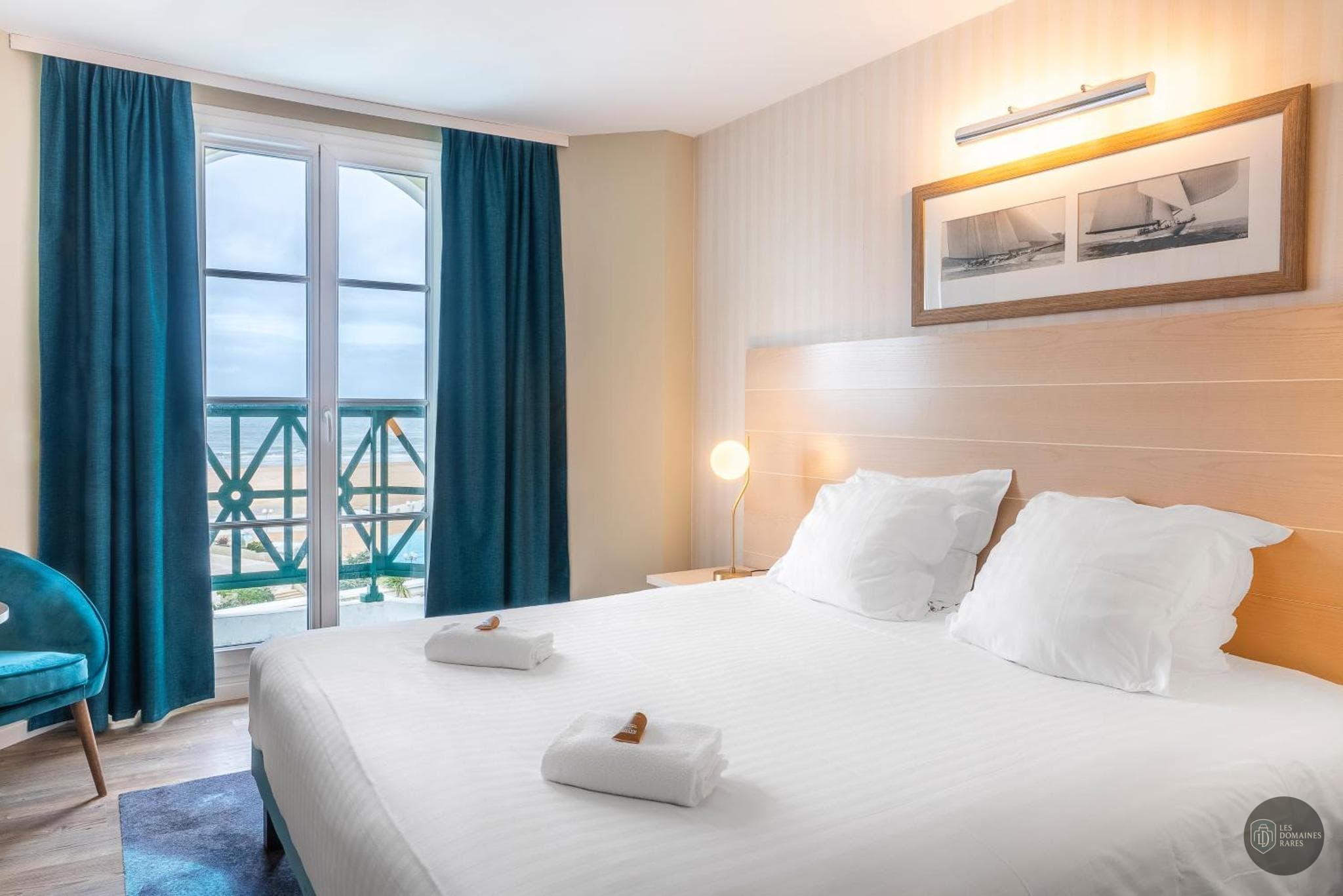 Chambre de l'hôtel Sowell Hôtels Le Beach en Normandie - séminaire trouville-sur-mer, france