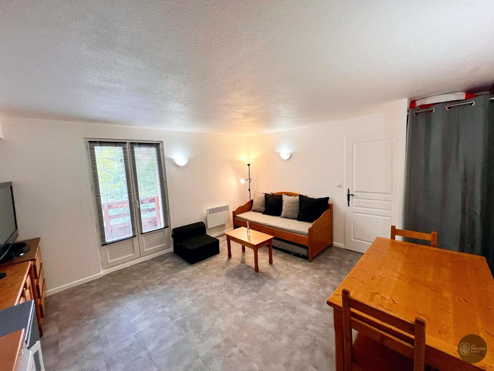 Sowell Vars — Intérieur