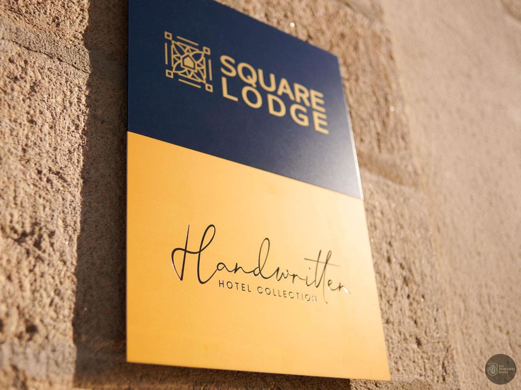 Square Lodge — Extérieur