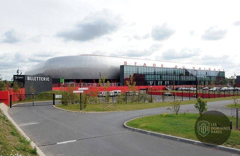 Vue extérieure du lieu Stade du Hainaut à Valenciennes en Hauts-de-France