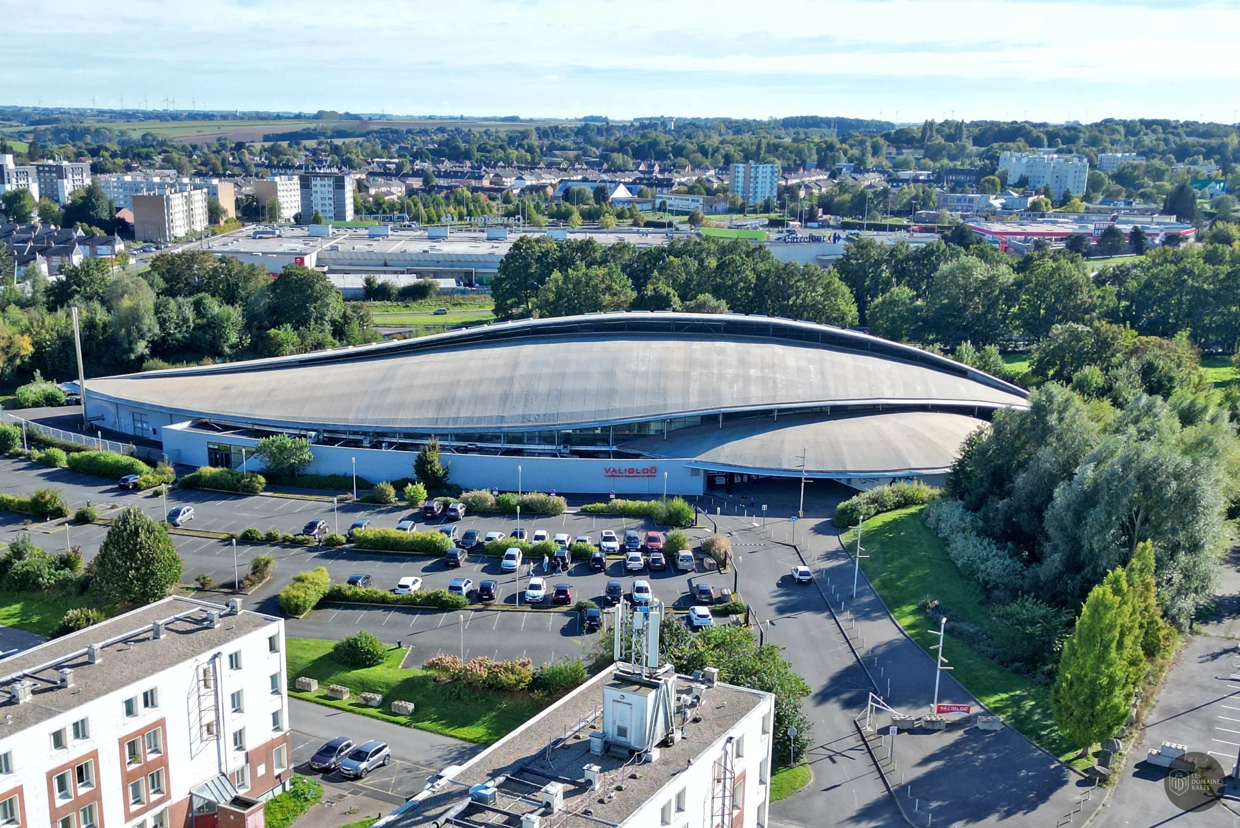 Vue extérieure du lieu Stade du Hainaut à Valenciennes en Hauts-de-France