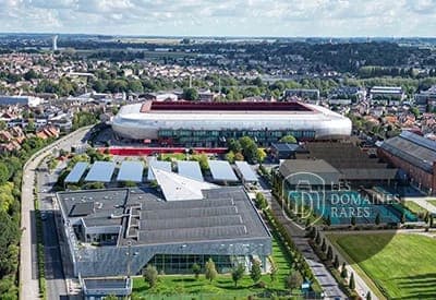 Vue extérieure du lieu Stade du Hainaut à Valenciennes en Hauts-de-France