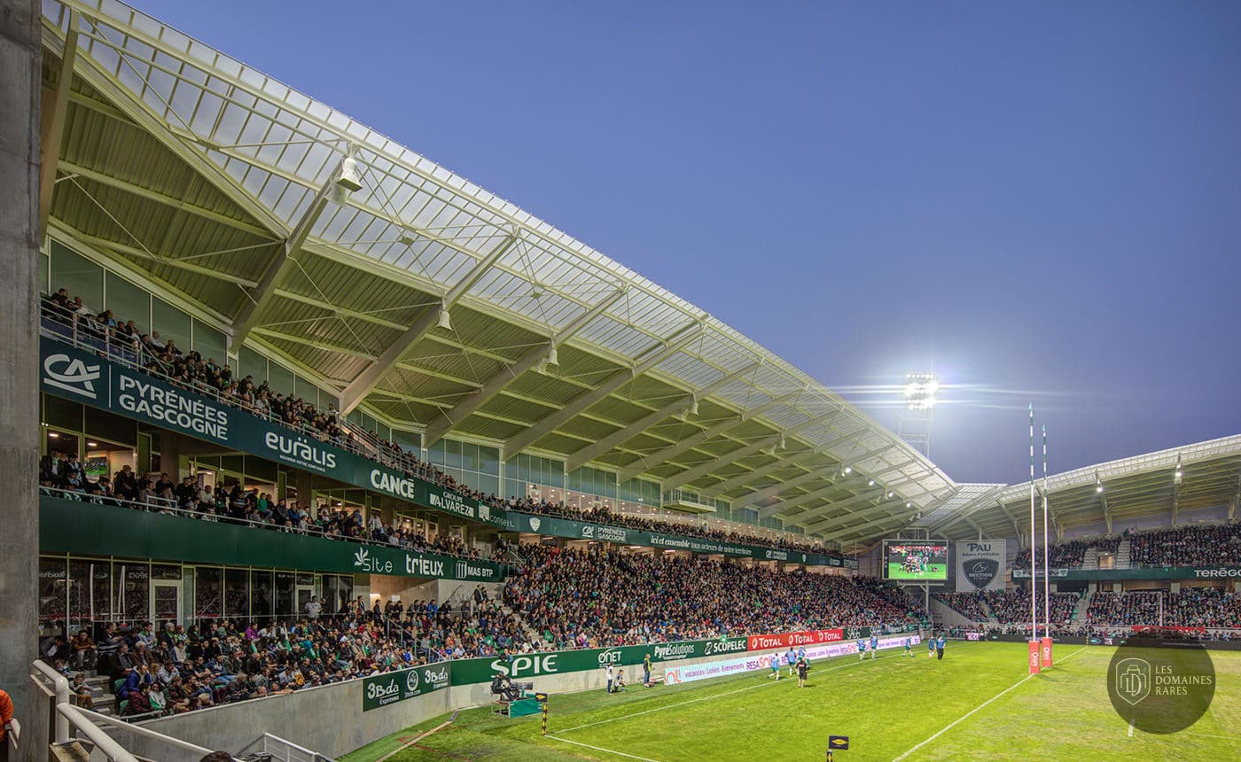 Vue extérieure du lieu Stade du Hameau à Pau en Nouvelle-Aquitaine