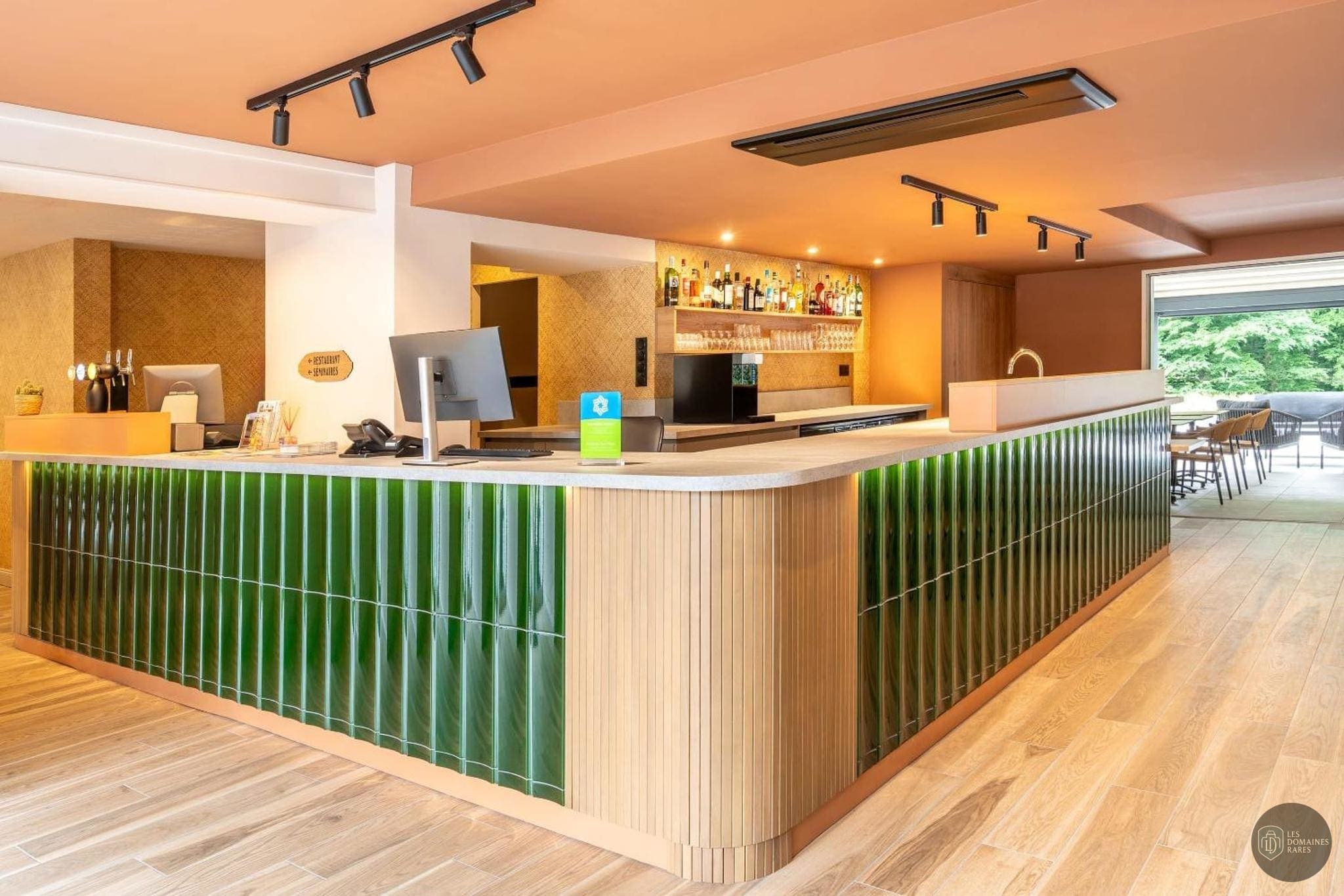 Vue extérieure de l'hôtel Sure Hotel Tours Sud en Centre-Val de Loire