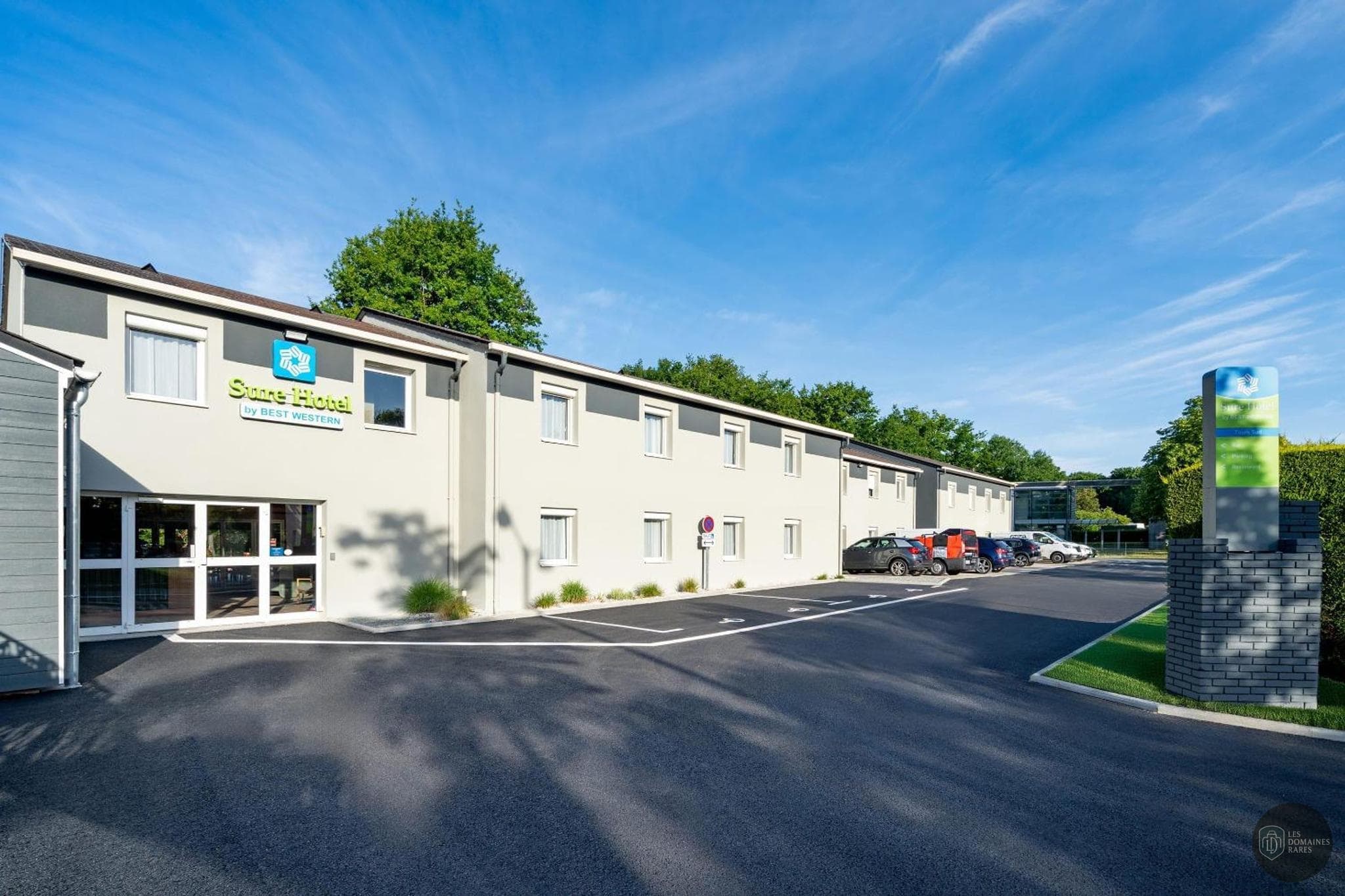 Vue extérieure de l'hôtel Sure Hotel Tours Sud en Centre-Val de Loire