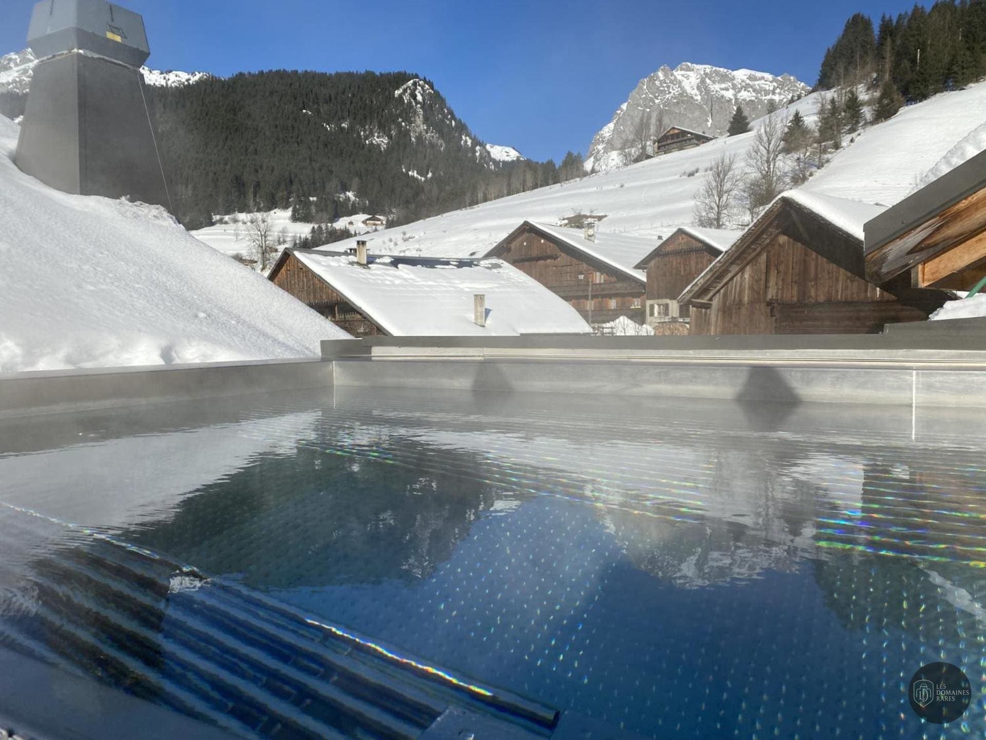 Vue extérieure de l'hôtel Terra-Beka à La en Auvergne-Rhône-Alpes