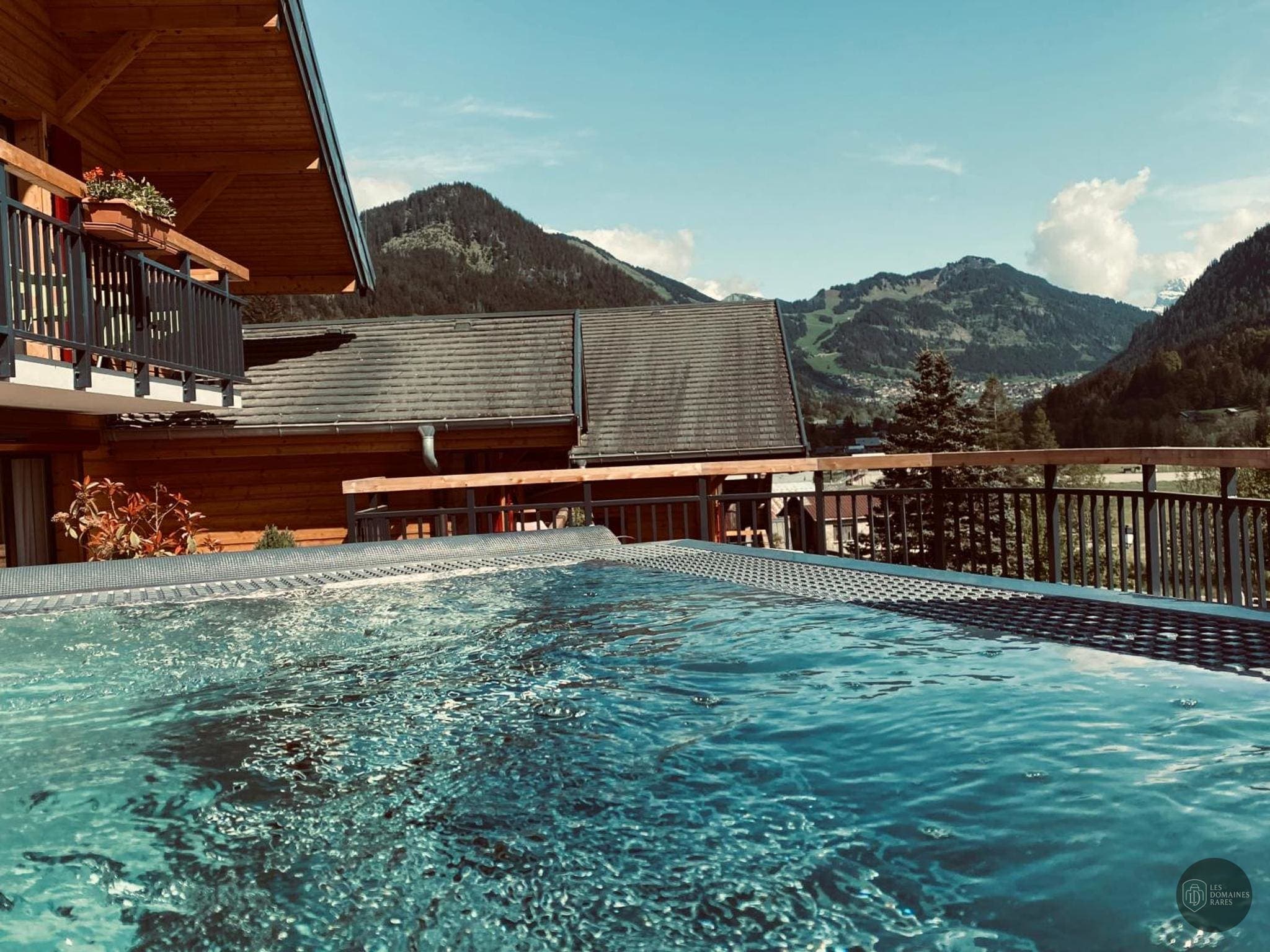 Vue extérieure de l'hôtel Terra-Beka à La en Auvergne-Rhône-Alpes