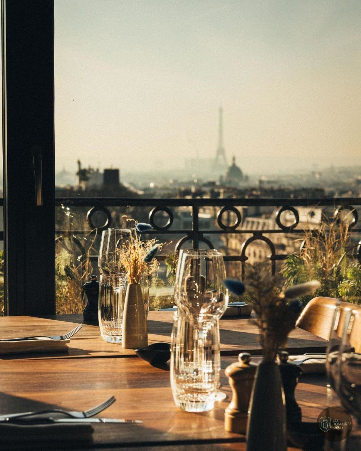 Vue extérieure de l'hôtel Terrass Hotel à Paris en Île-de-France