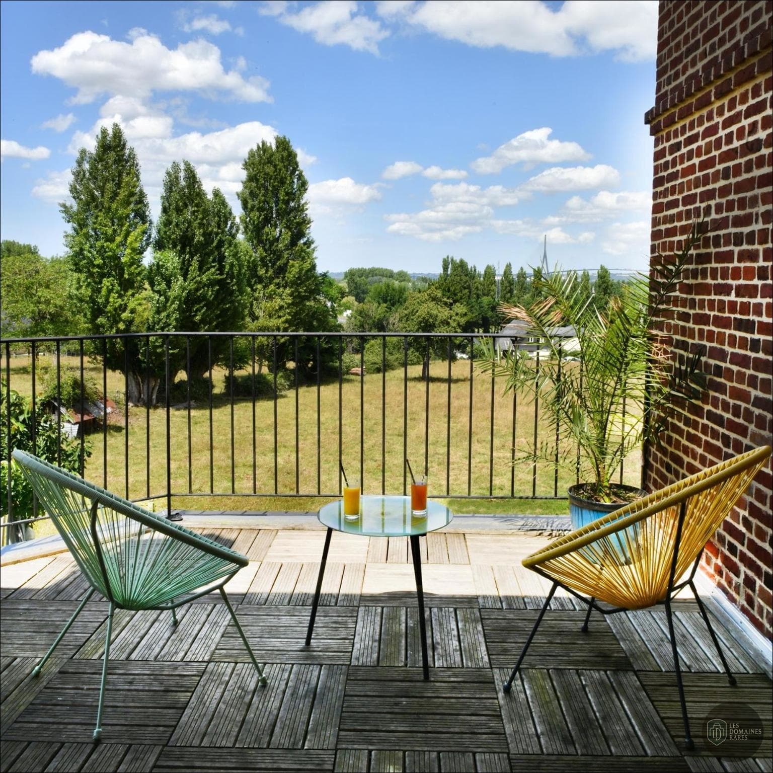 Terre d'Estuaire — Extérieur