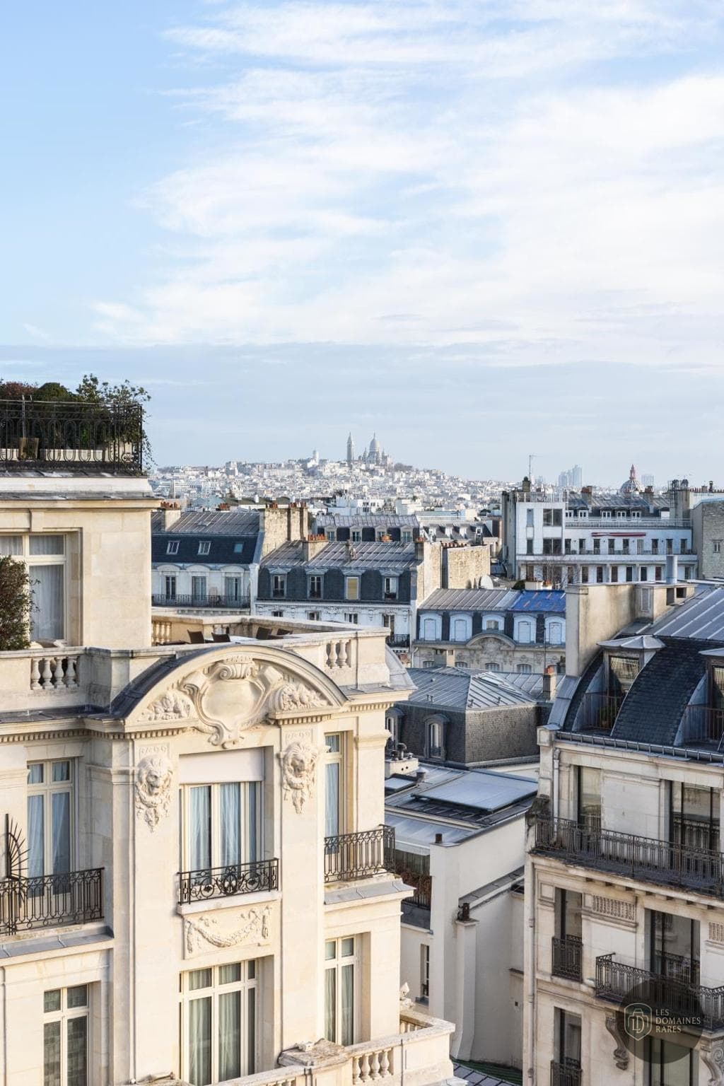 Vue extérieure de l'hôtel The Peninsula Paris à Paris en Île-de-France