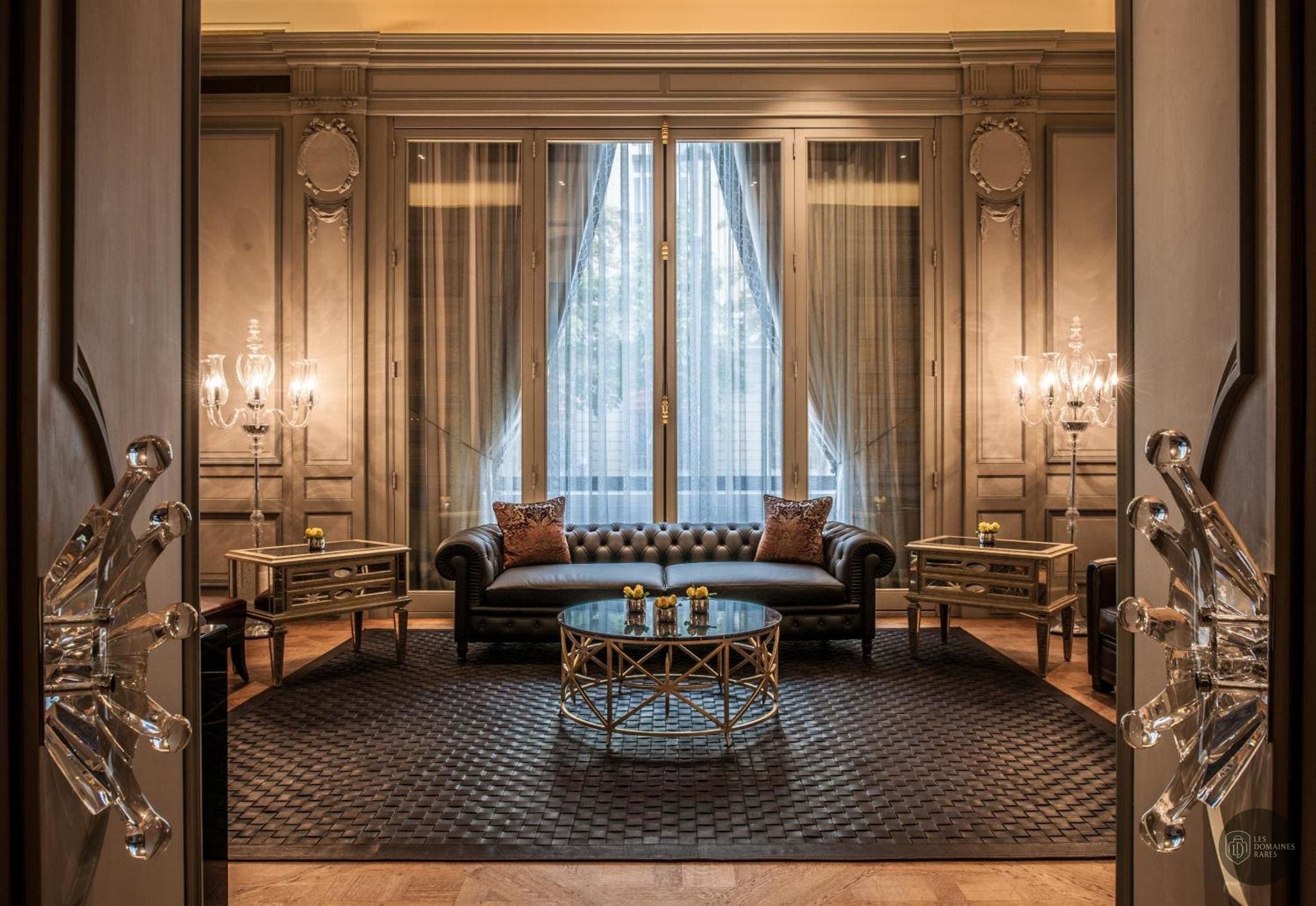 Espace intérieur de l'hôtel The Peninsula Paris à Paris en Île-de-France