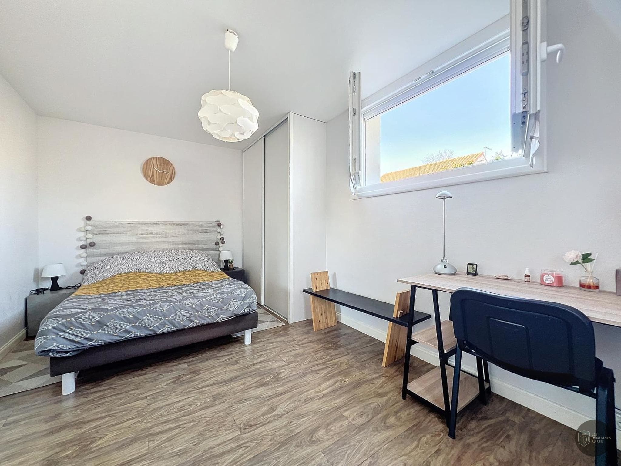 Chambre du lieu Treize Ephémère à Clichy en Île-de-France