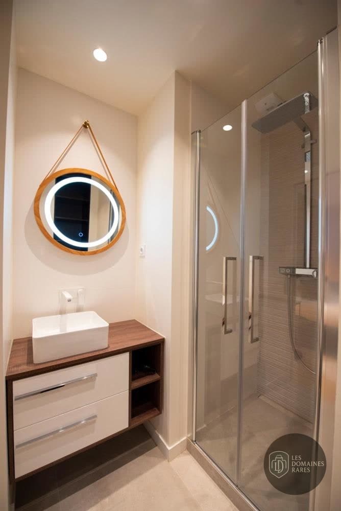 Salle de bain du lieu Tribeca Bistrot à Pringy en Auvergne-Rhône-Alpes