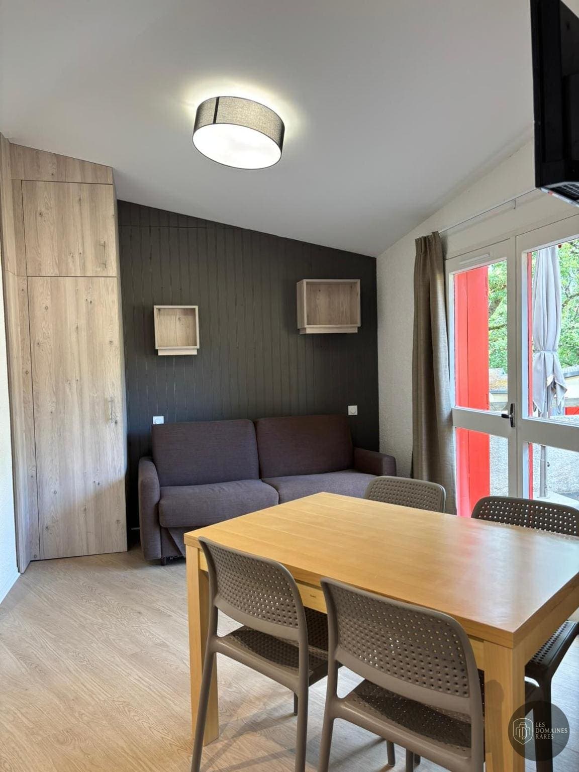 Espace intérieur de la villa VVF Aveyron Najac à Najac en Occitanie