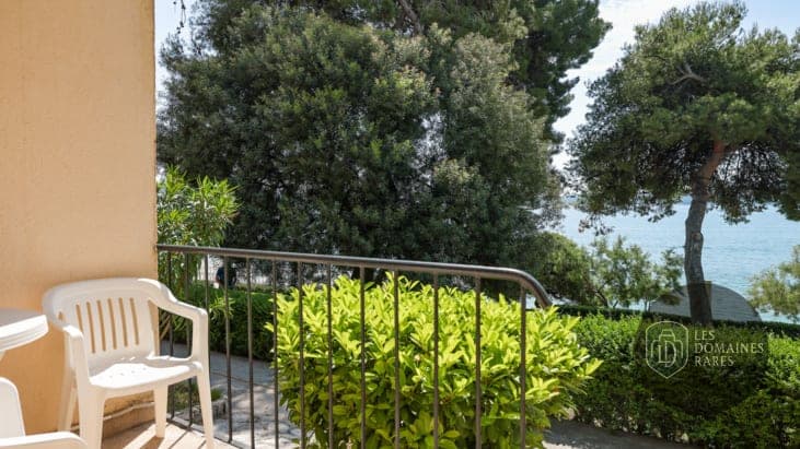 Balcon avec vue sur la mer