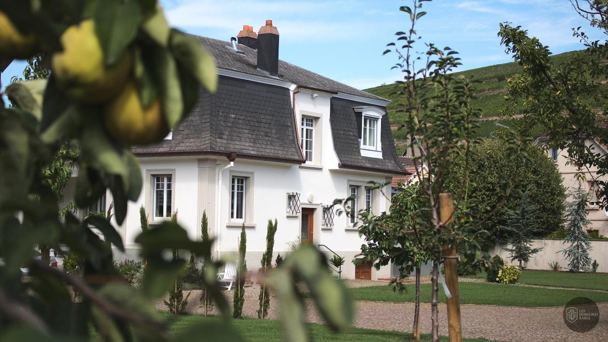 Vallée Noble — Extérieur